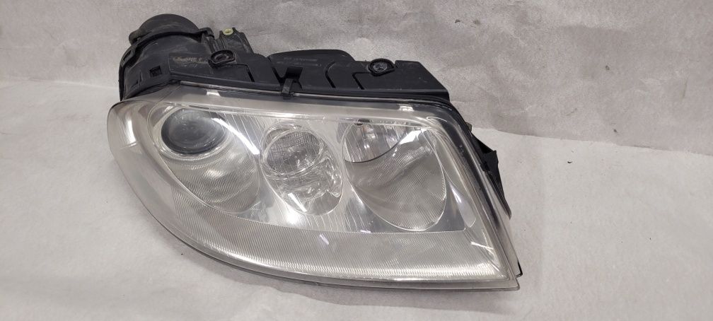 Vw Passat B5 lift lampa prawa przednia xenon