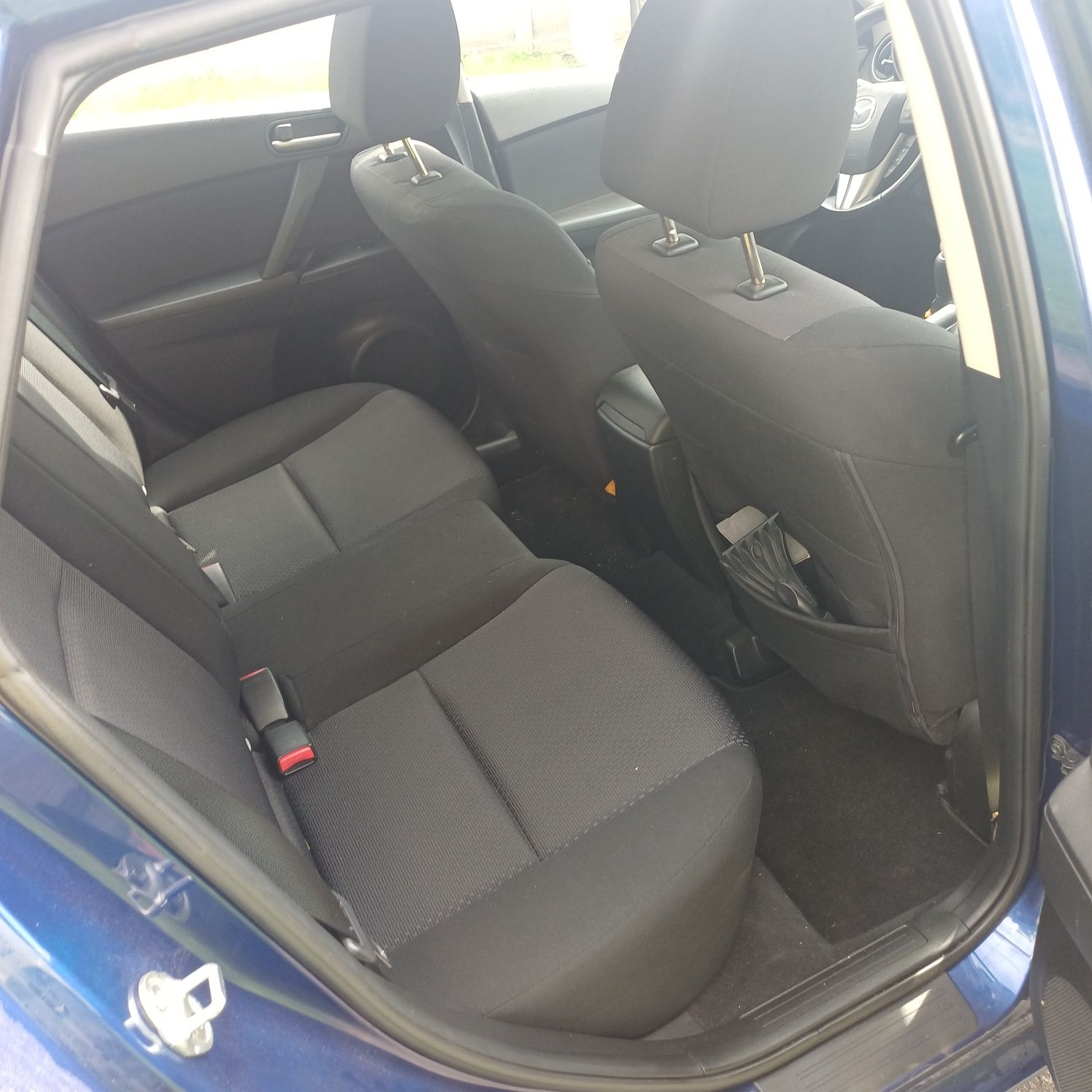 Mazda 3  1.6 benzyna