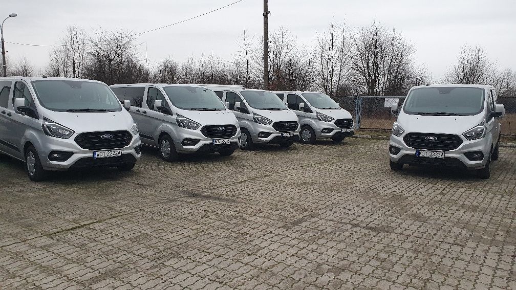 Wynajem busów Wypożyczalnia busa busy przewóz osób rent a car Warszawa