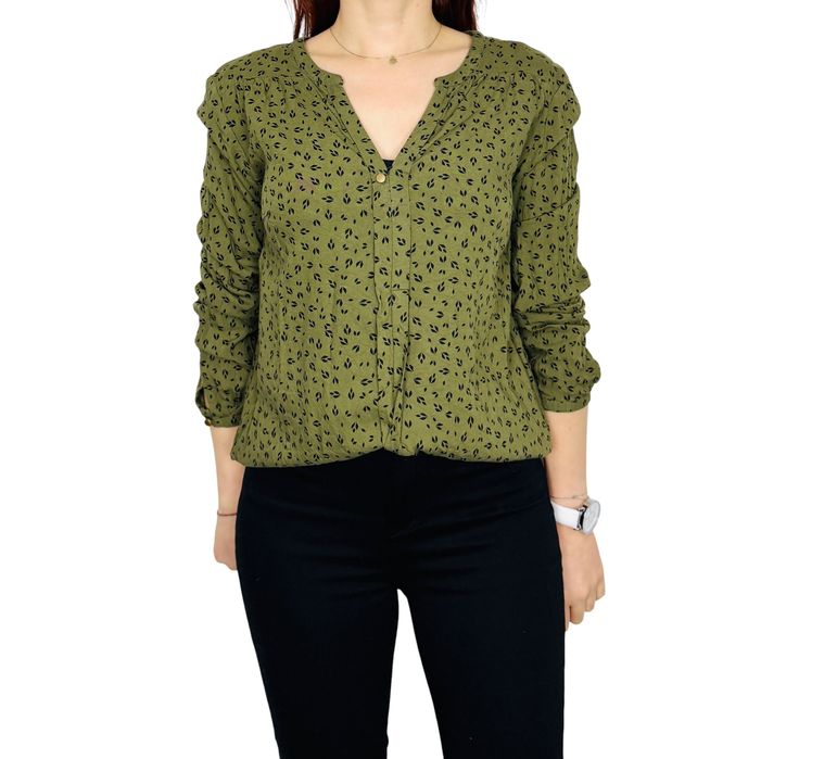 Oliwkowa bluzka z drobnym wzorem M 38 Vero Moda