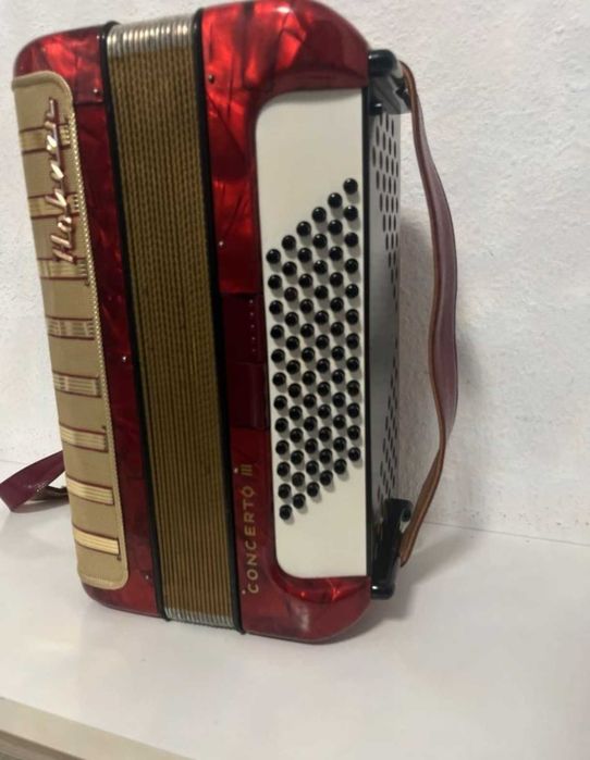аккордеон Hohner Concerto III