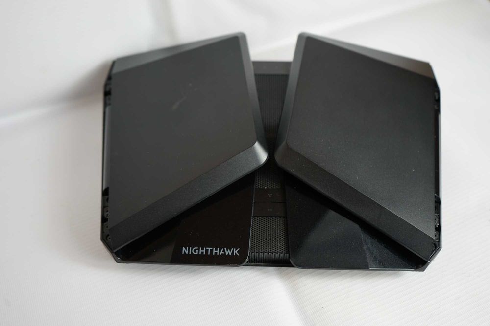 Роутер для будинку Netgear Nighthawk RAXE500 AX11000