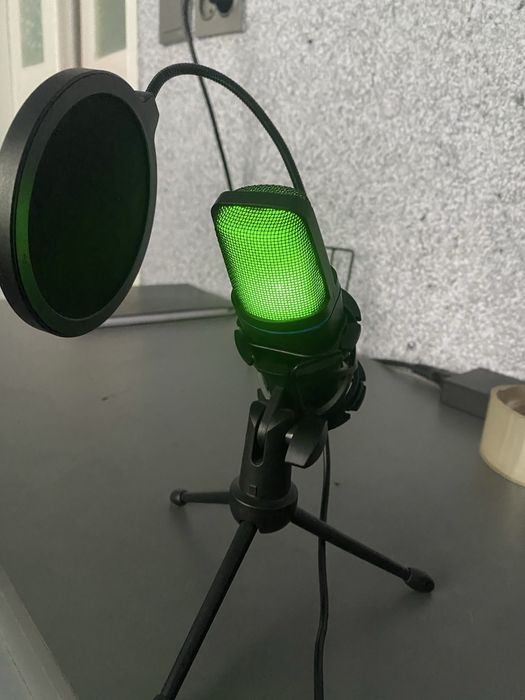 Продам мікрофон USB