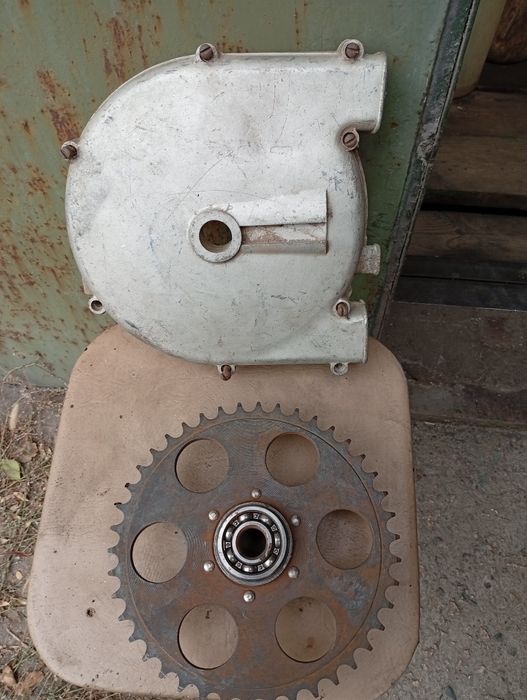 Продам задний кожух