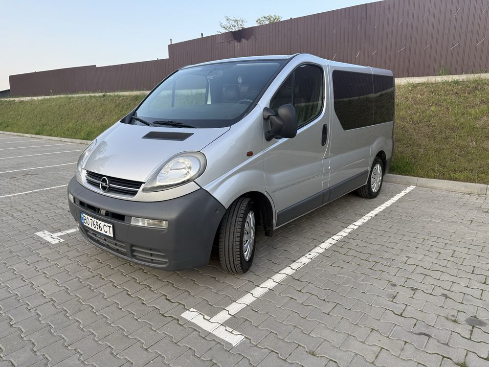 Opel vivaro 1.9 DTI 2006р.(пасажир)