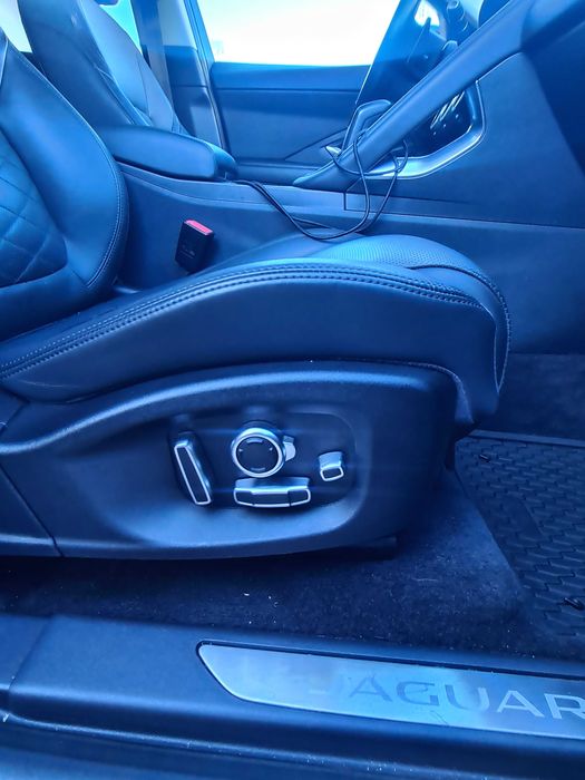 Jaguar E-Pace P250 AWD SE