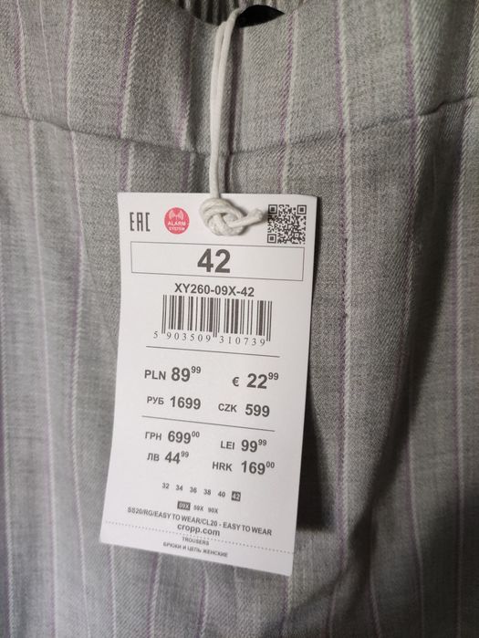 Garnitur marynarka plus spodnie rozmiar XL/42