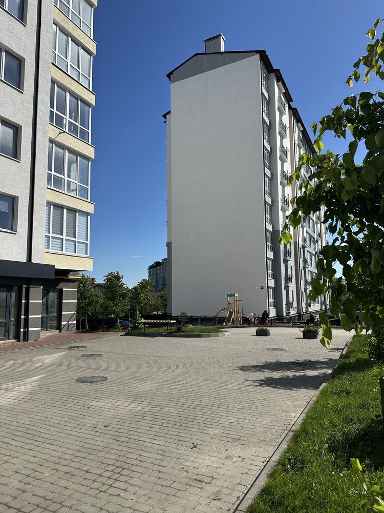 Здана 2-х кімнатна квартира готова до ремонту