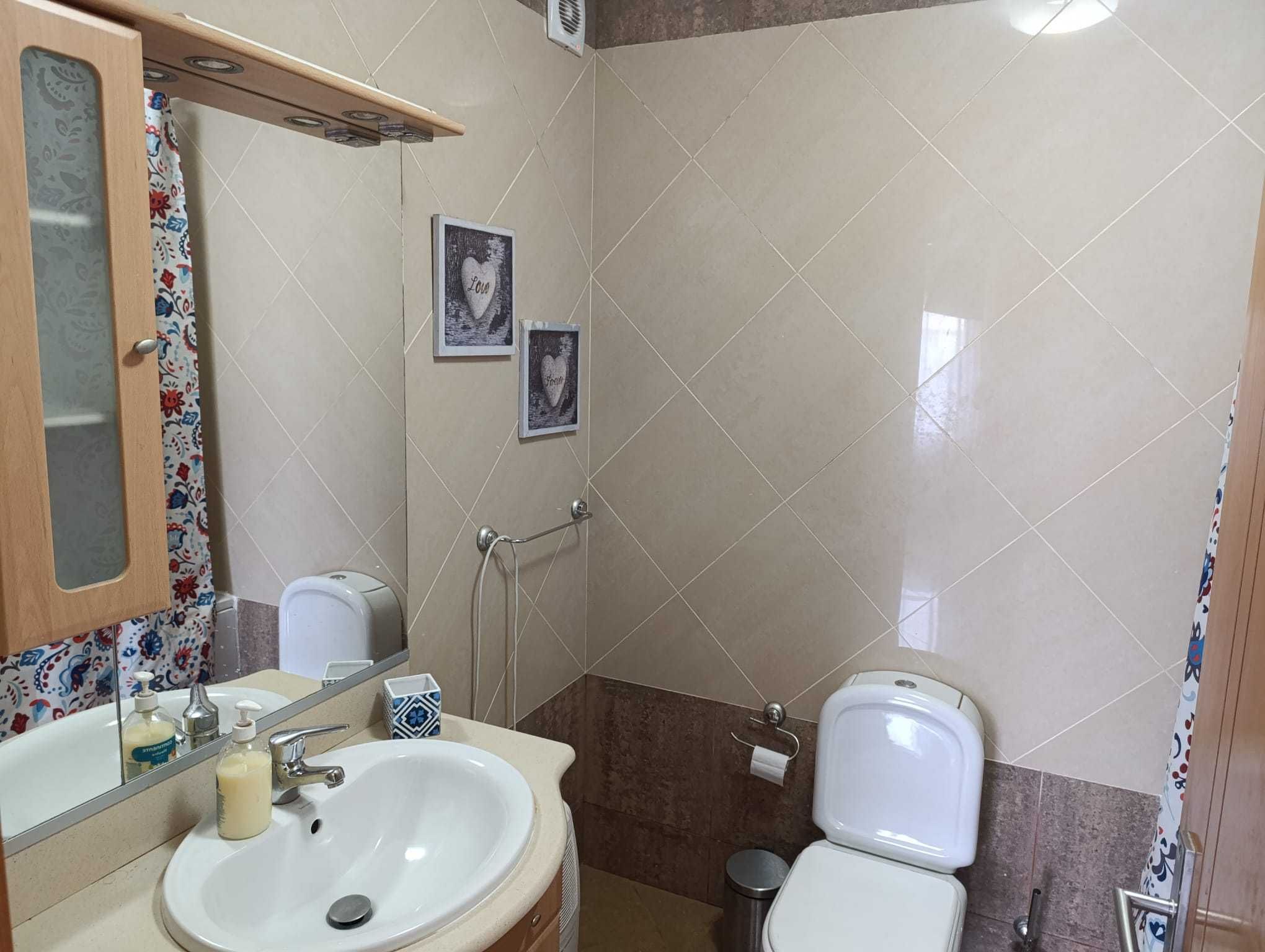 Apartamento p/ férias T3 + Terraço e BBQ + Lugar de garagem
