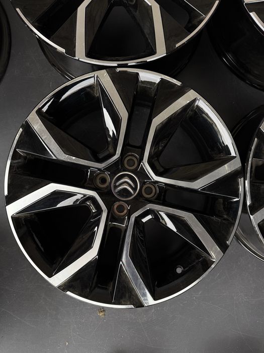 Felgi aluminiowe 18 cali 6,5J et 26 4x108 Citroen C4 III, C4 X