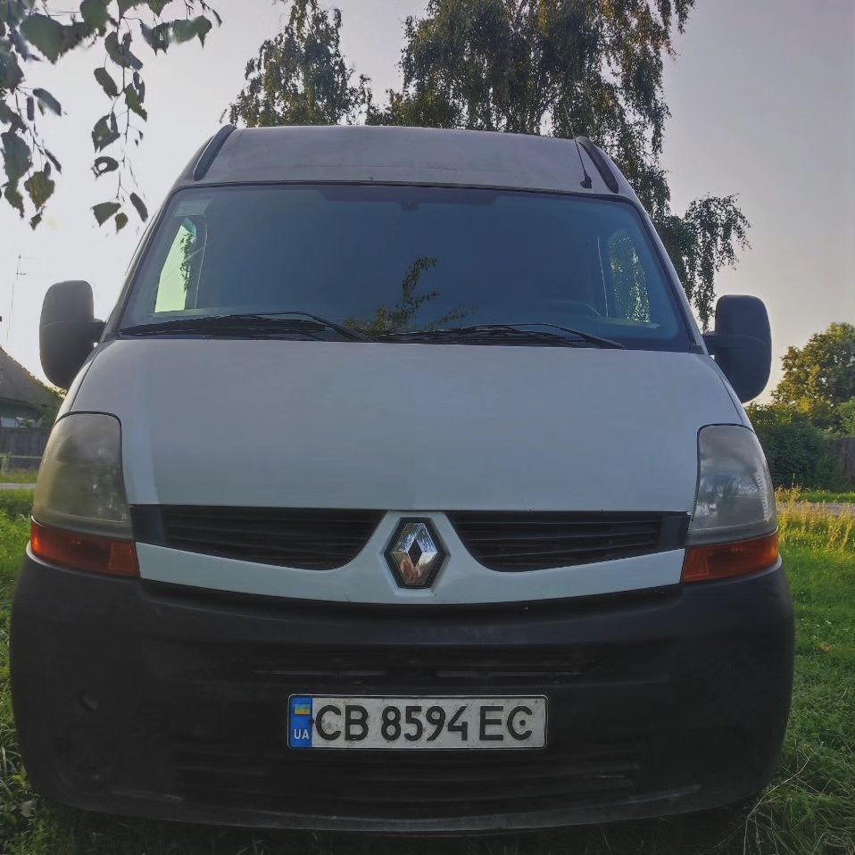 Renault Master 2.5 дизель.
Переваренные пороги.
Хорошое состояние.
Сде