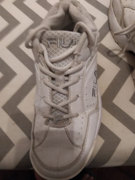 Ténis marca Fila 32
