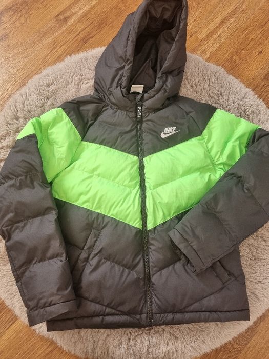 Куртка Nike 147-158