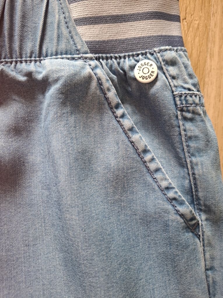 Spodnie Reserved r.128