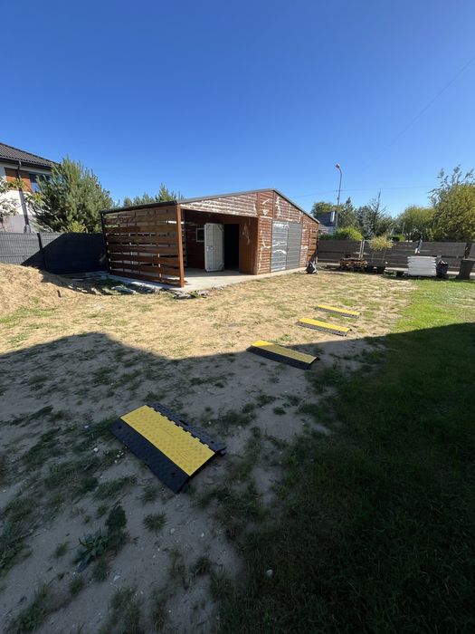 Garaż blaszany 10x4,5m