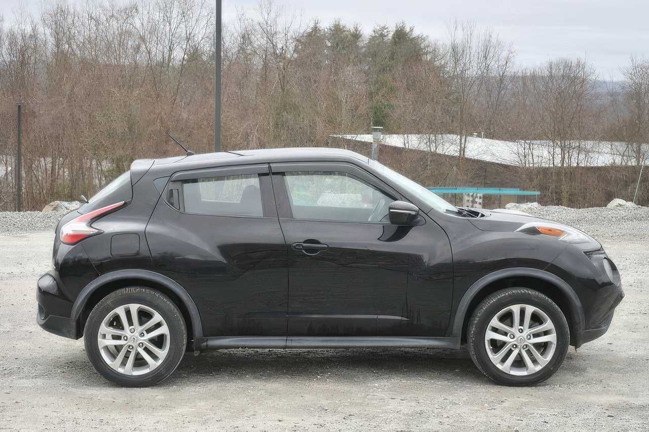 2016 Nissan JUKE S