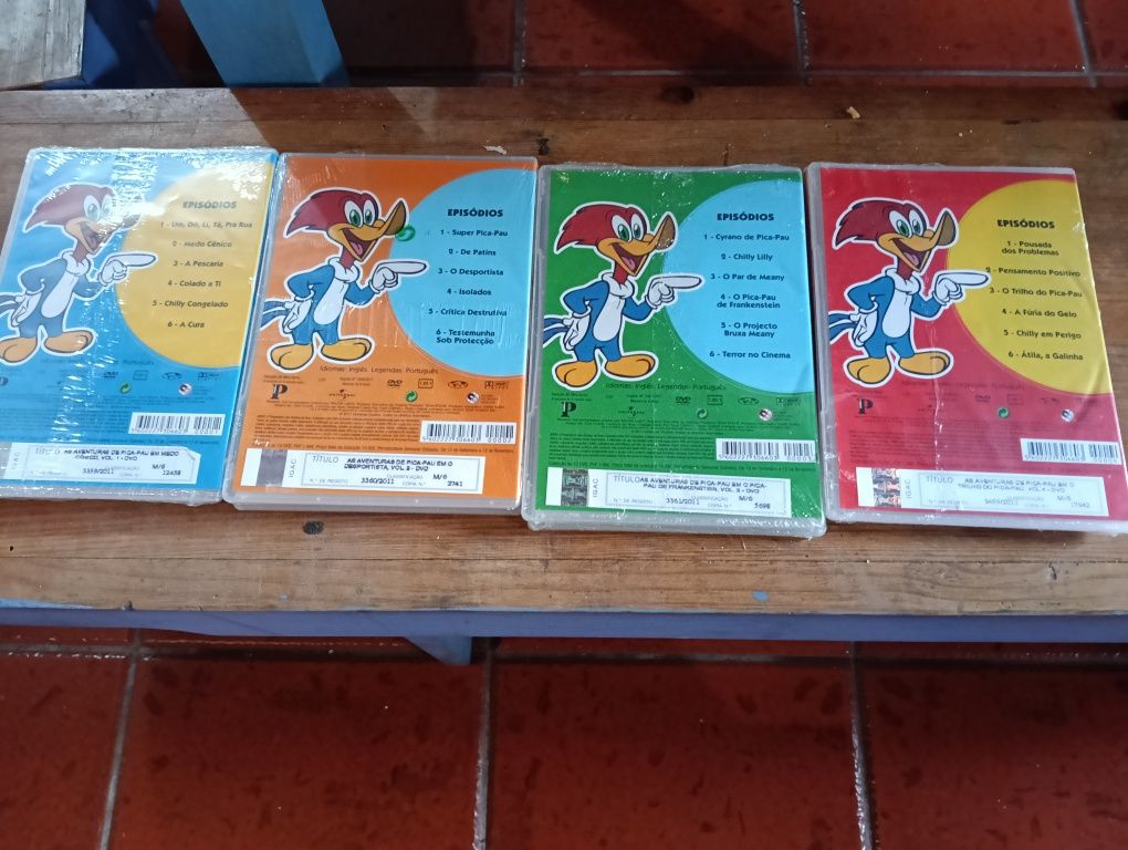 Coleção de DVDS " As aventuras de Pica-Pau"