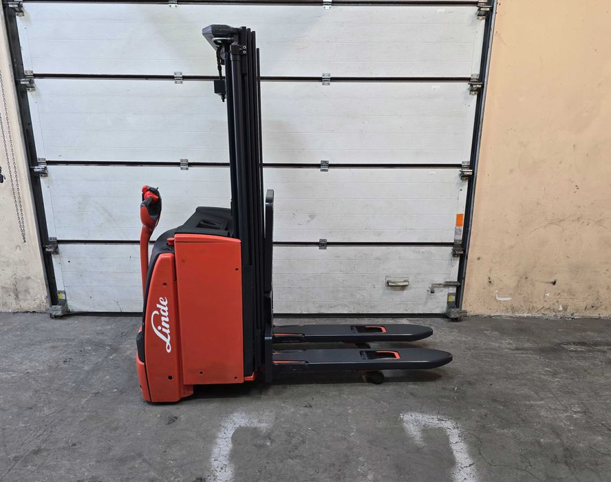 Штабелер самохідний Linde 1.4 тонни, підйом 4,352 метра, 2020 р.