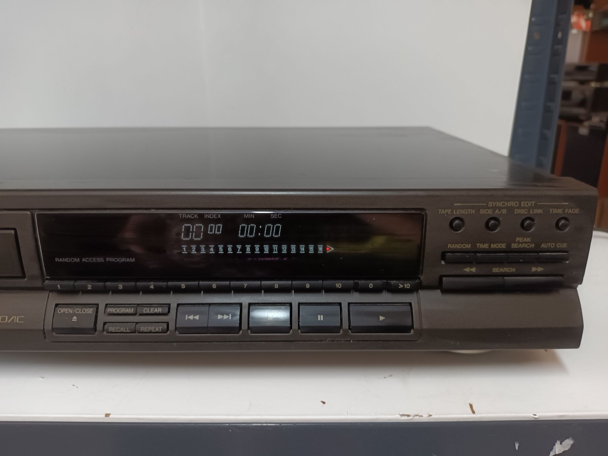 Odtwarzacz CD Technics SL-PG340A