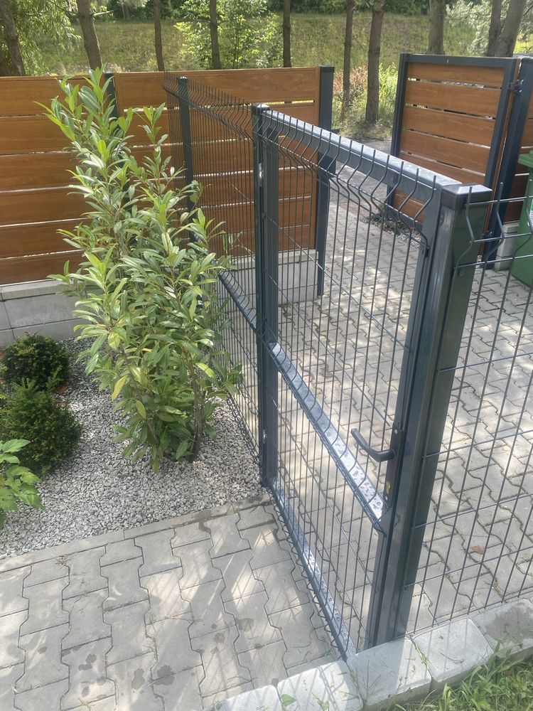 Brama przesuwna 4m x 1.5m