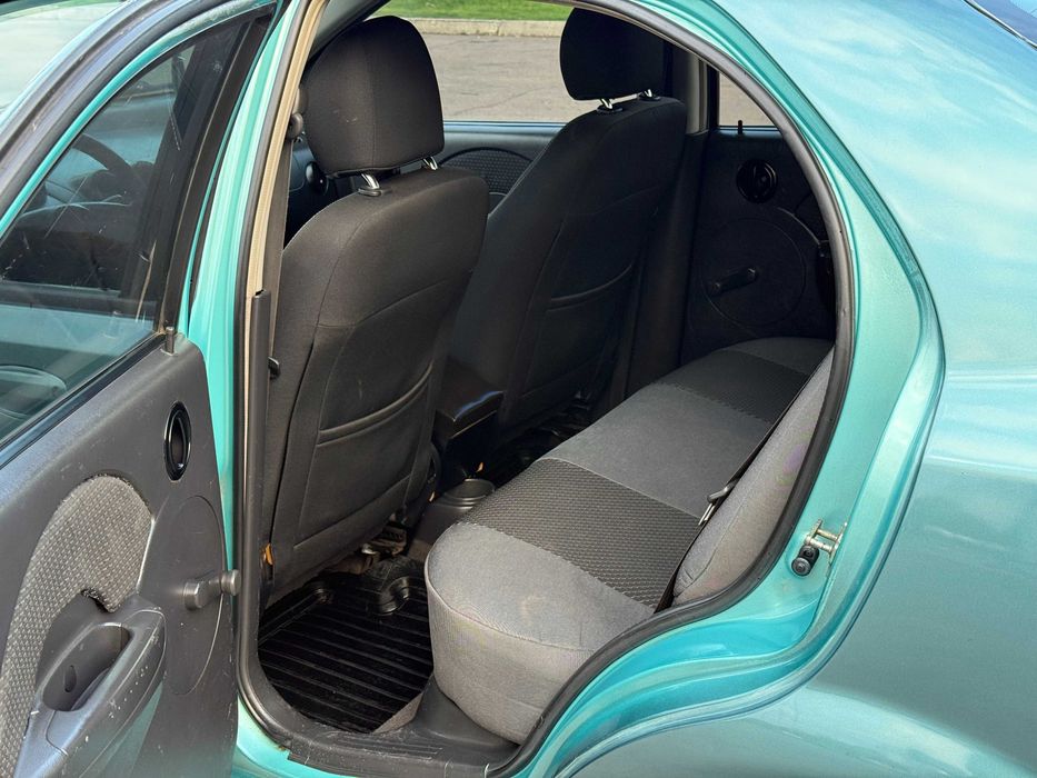 Продам CHEVROLET Aveo т200 2005р 1.5 газ-бенз