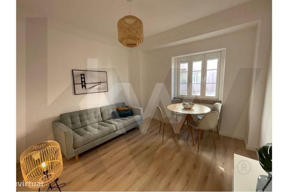 Apartamento T3 remodelado e mobilado para arrendar na Penha de França