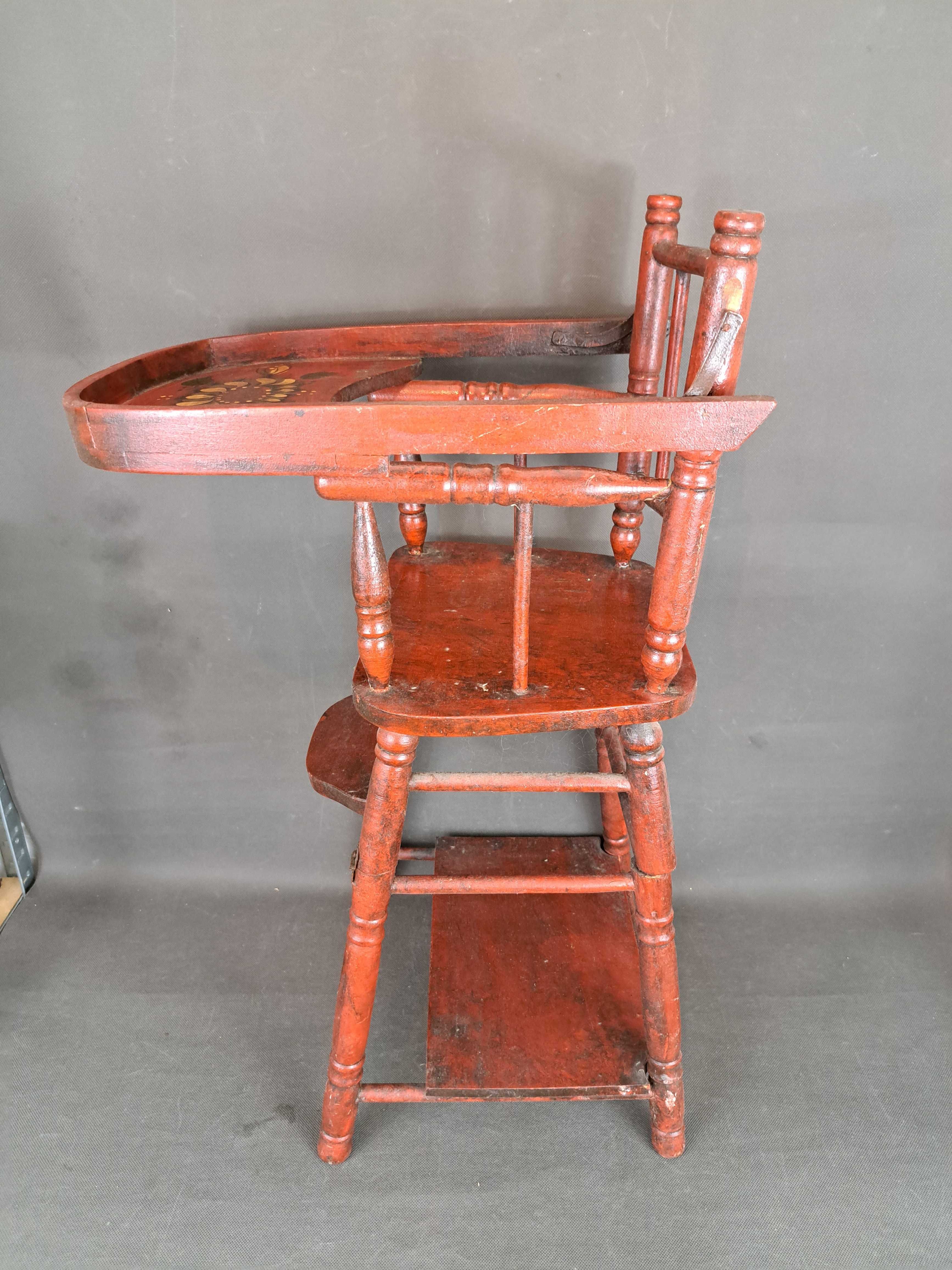 Drewniane krzesełko dla lalek, stolik do karmienia
