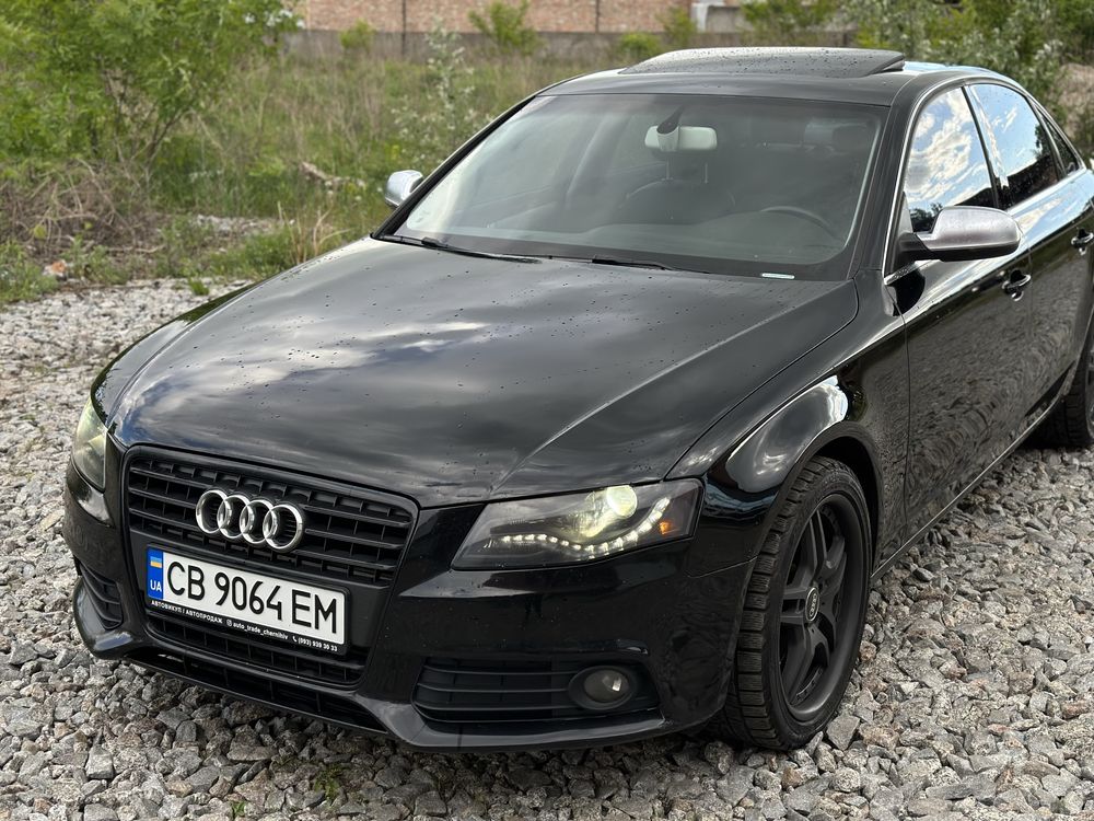 Продам Audi A4 B8 2010