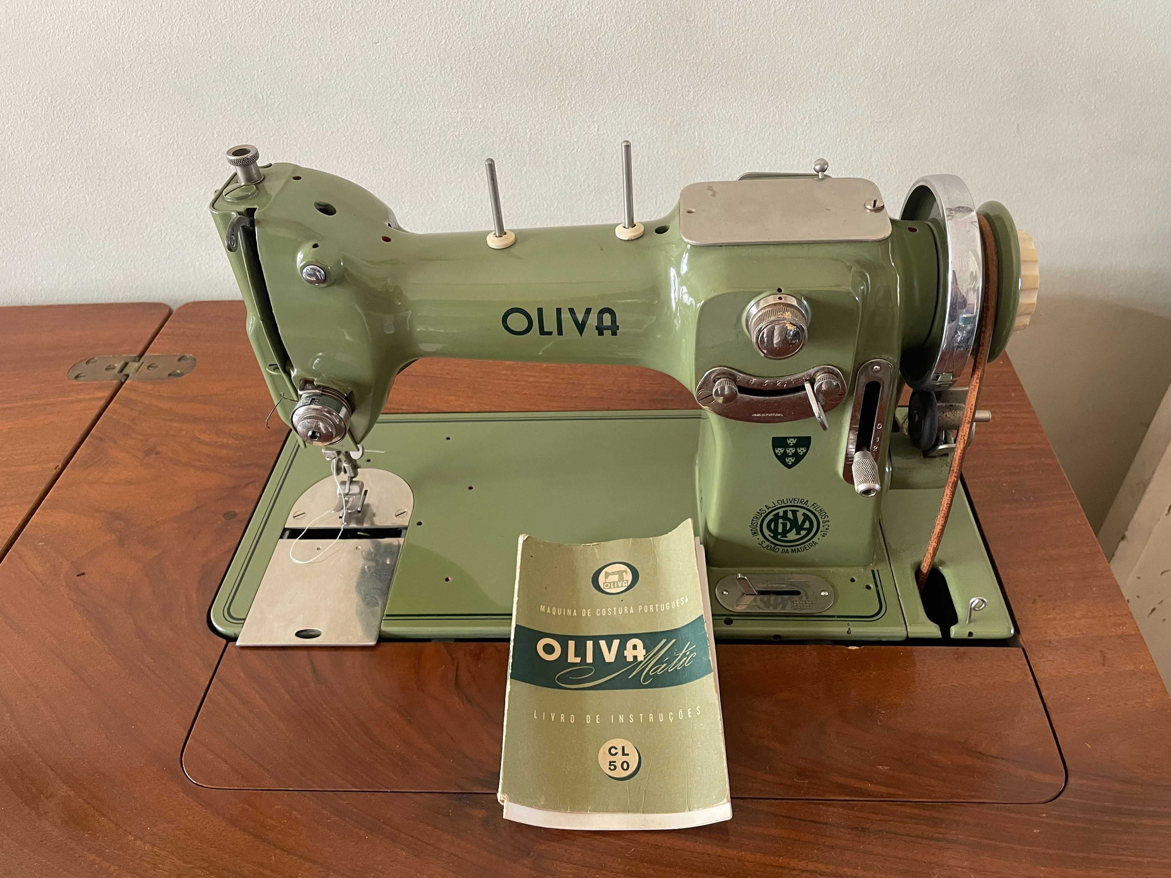 Maquina de costura Oliva