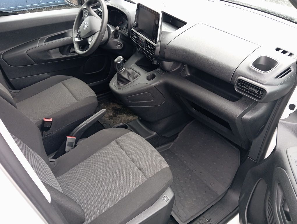 Przekładka z Anglika Combo E Berlingo Partner Rifter Proace