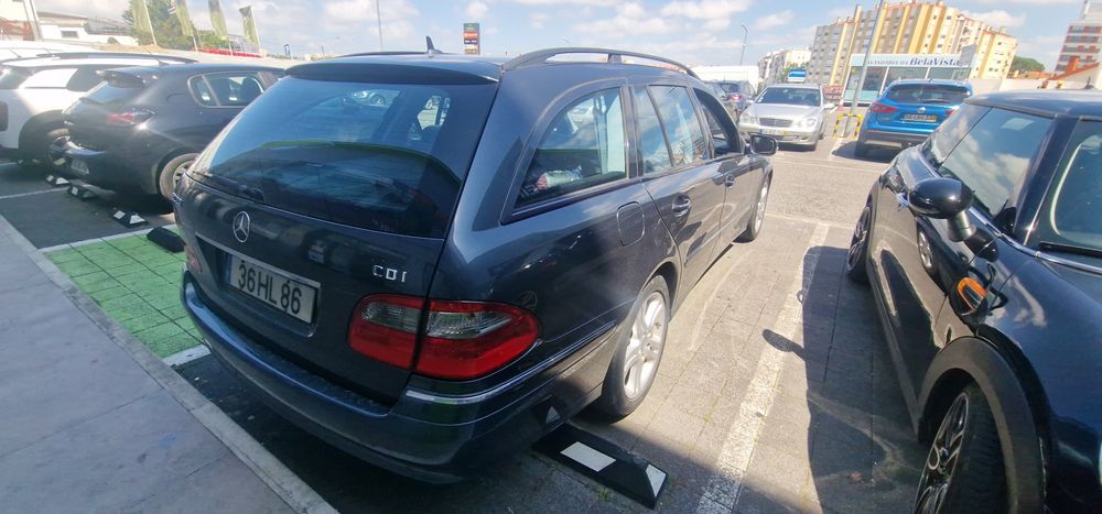 MERCEDES E220 Automática 2009