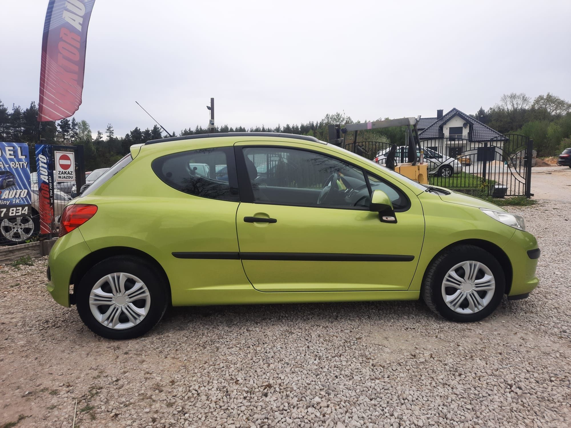 Peugeot 207*1.4 B*88 KM*Panorama*Piękny kolor