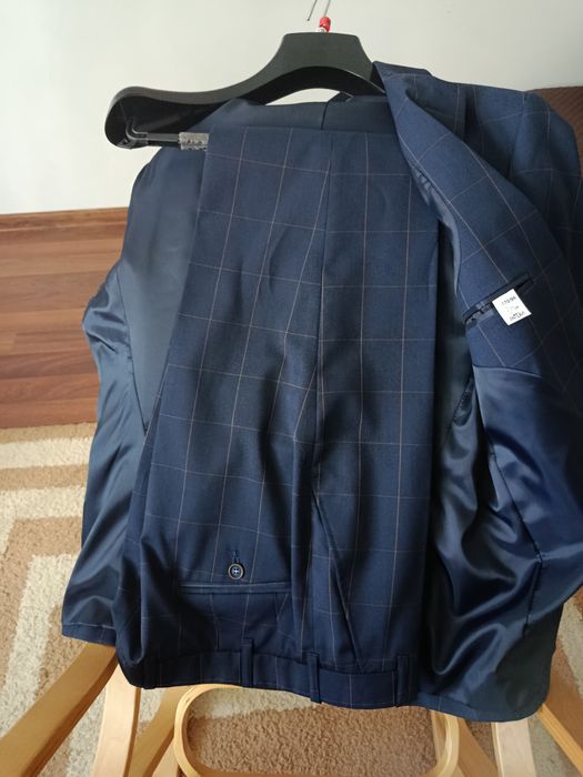 Garnitur męski  nowy