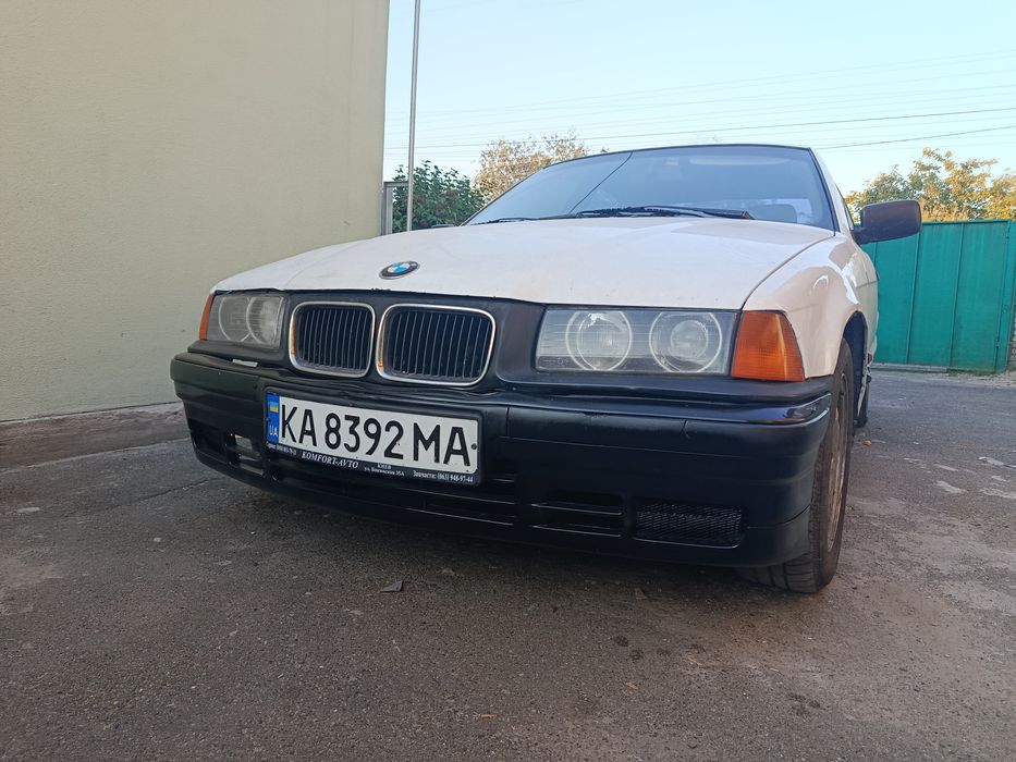 Продам бмв е36 1994року