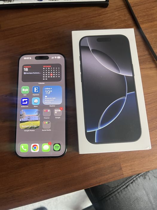 iPhone 16 Pro 128GB Preto