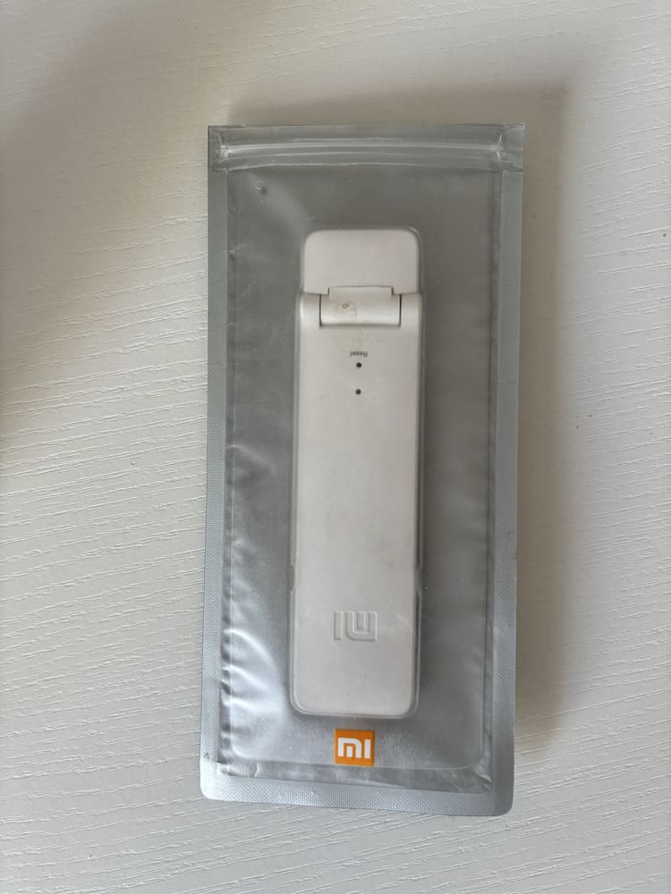 Wzmacniacz sygnału Xiaomi Mi WiFi Repeater 2