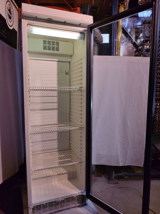 Холодильник, холодильна шафа, холодильный шкаф б/у, холодильник