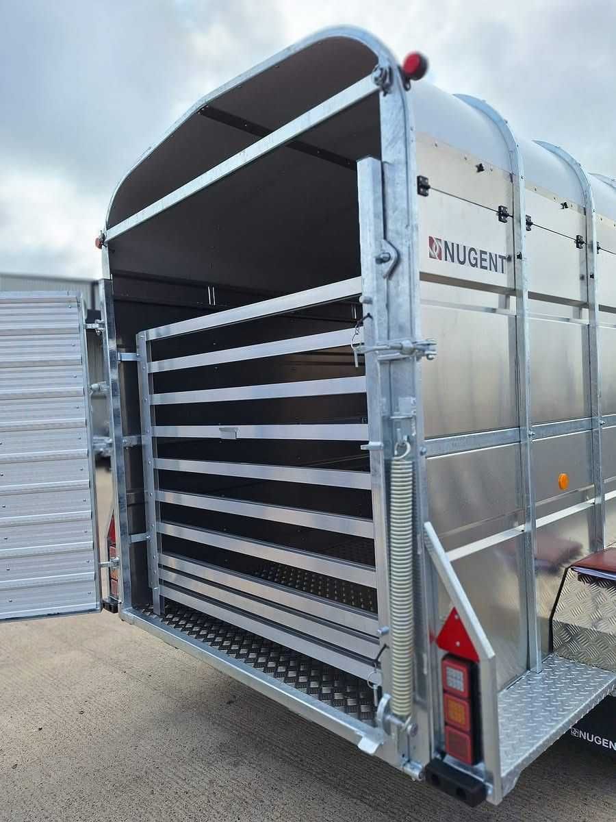 Reboque Nugent Modelo Gado LH4318T