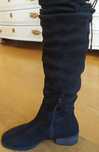 Botas de camurça preta com atacadores ajustáveis