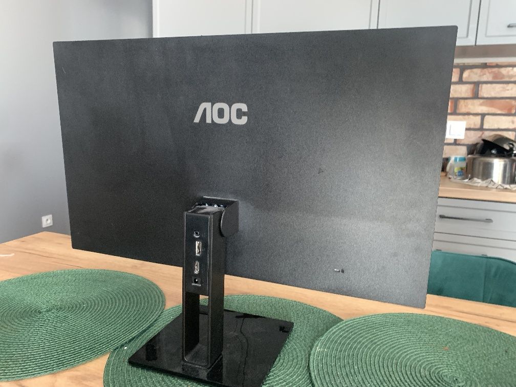 Monitor AOC 24V2Q