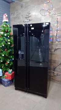 Місткий Side-by-Side  холодильник, Samsung RSH1KLBG !б\у ,б\в,доставка
