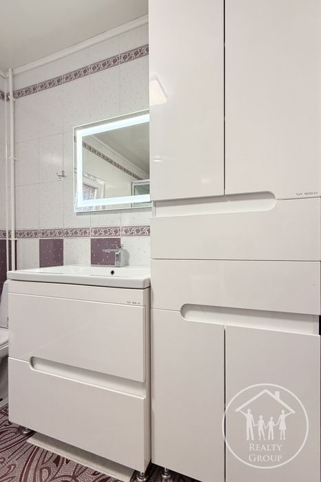 Продам будинок в ближньому центрі!Високий замок!Знесіння!