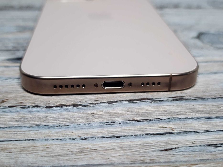 iPhone 16 Pro Max 256Gb SIM Desert | 1079$ | EmojieStore Гарантия