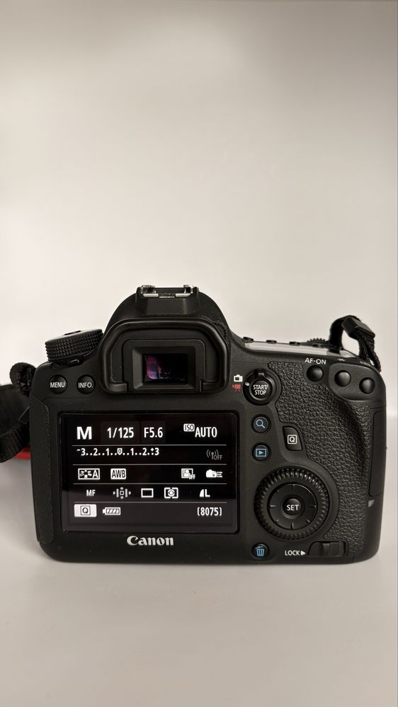 Canon EOS 6D + Sigma 35mm f/1.4 Art + karta 64GB + plecak