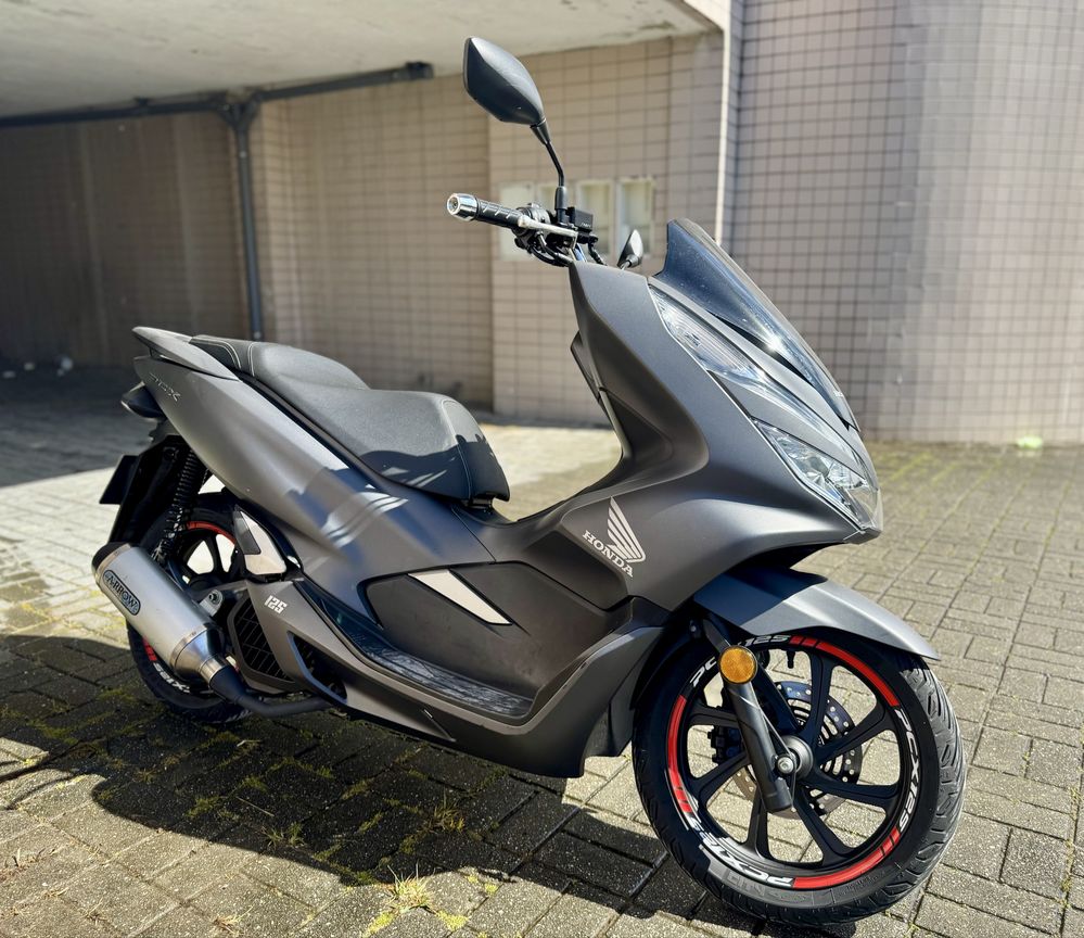 Honda PCX   2020