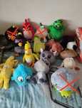 Vários peluches Angry birds e Gang dos legumes