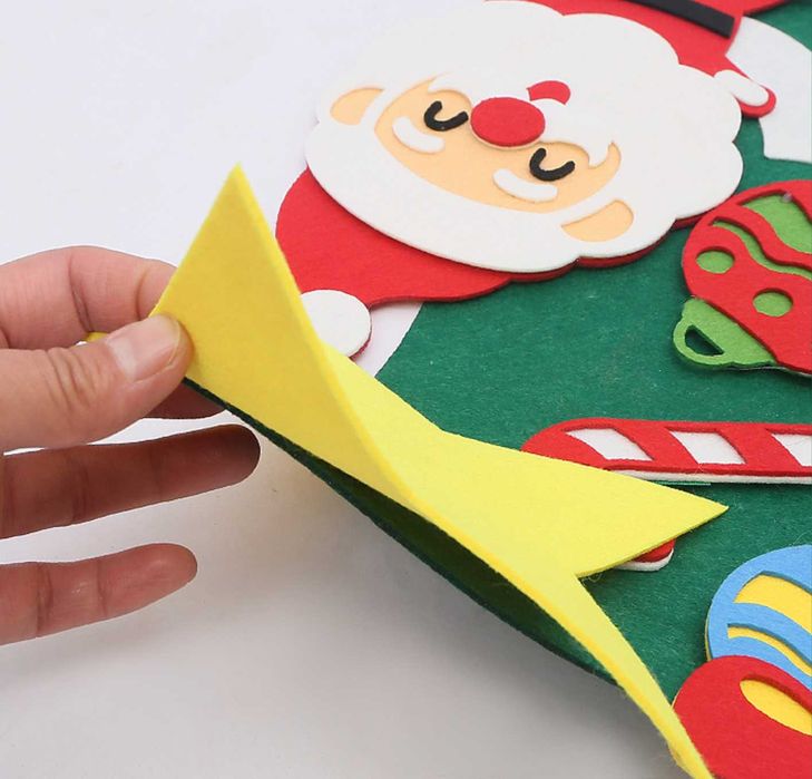 Фетрова ялинка з 32 іграшками та світлодіодною гірляндою на 3 м