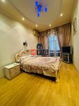 Продаж / Квартира / пл. Павлівська, Центр, Харків