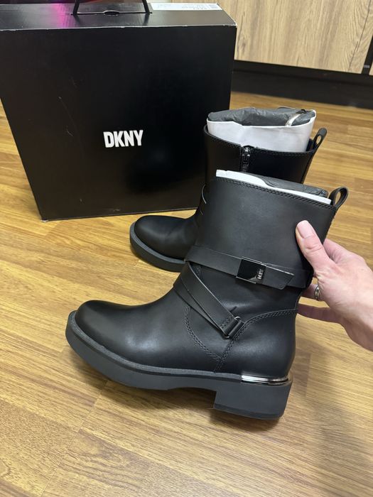 Шкіряні Чоботи Черевики напівчоботи DKNY 39р