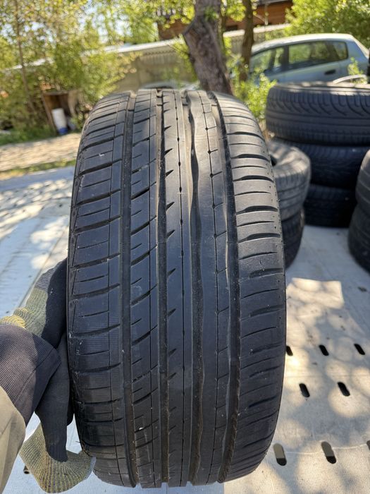 1x opona letnia Rxmotion U11 RoadX 235/40r19 DOT1523